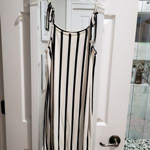 24Colours Black and White Stripe Dress Size S